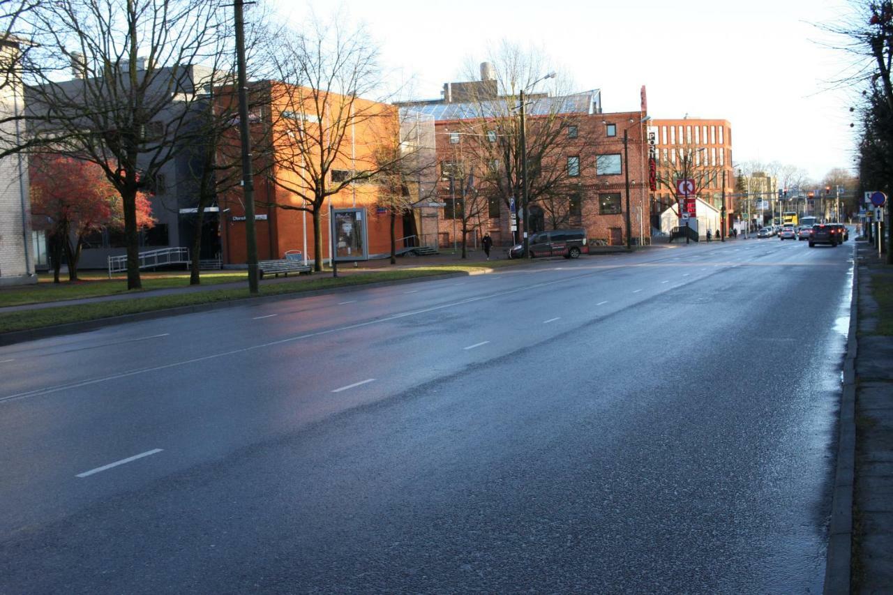 Akord Apartment Centrum With Free Parking Pärnu Eksteriør bilde