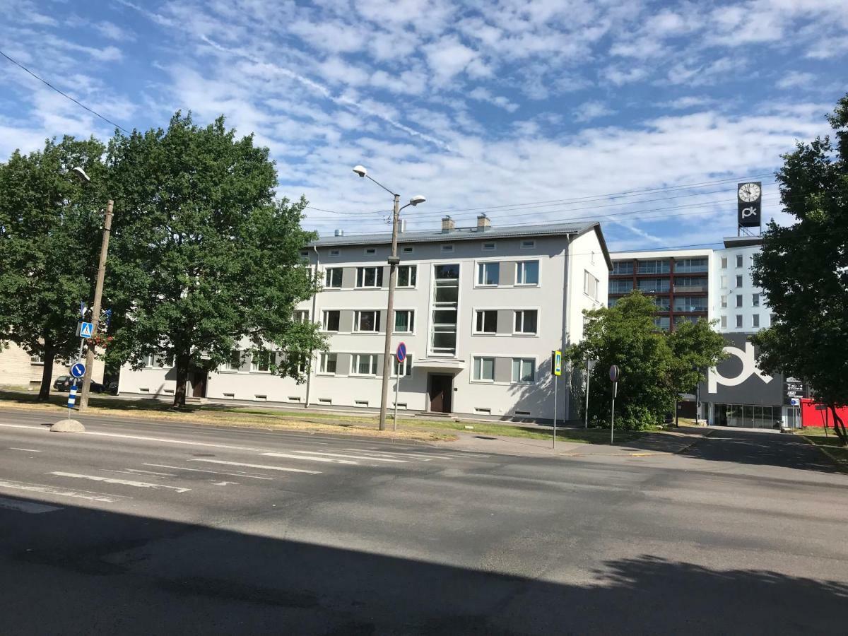 Akord Apartment Centrum With Free Parking Pärnu Eksteriør bilde